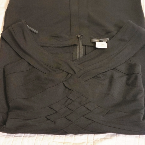 Tadashi SHOJI Black Off Shoulder Dress size M - Picture 16 of 16